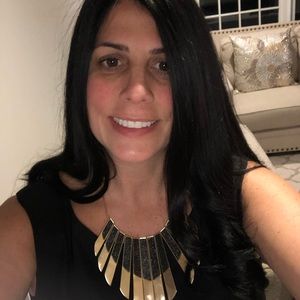 Meet your Posher, Deanna